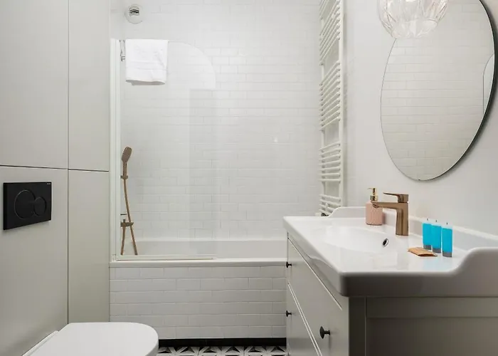 Lejlighed Bobrowiecka Cosy By Bookinghost